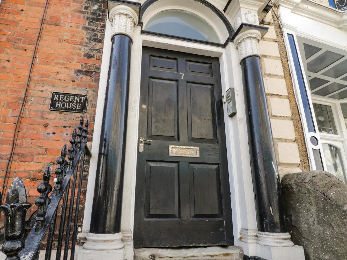 斯卡伯勒Regent House公寓 外观 照片